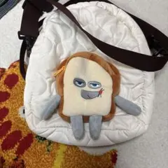 パンどろぼうキャラクター付きボディバッグ