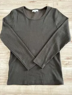 トップス　長袖Ｔシャツ　リブ　Mサイズ