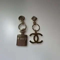CHANEL シャネル ココマーク ホリデー限定ロゴ チャーム ノベルティ 香水