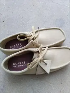 未使用品 クラークス ワラビーUK7.5 26.0cm Clarks 箱付属品有