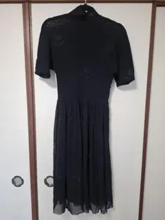 VIVIENNE TAM ローズ刺繍 シースルー 半袖ワンピースのサムネイル
