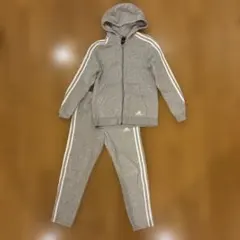 アディダス　adidas グレー　スウェット上下セット