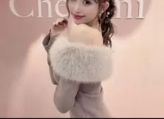 【新品タグ付】Cherimi オフショルファーニットワンピース ベージュ M