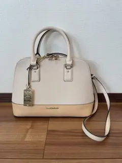 ベージュ ハンドバッグ