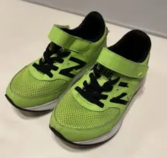 【17cm】New Balance 570キッズスニーカー 明るい緑