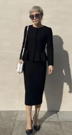 【JENNE】ブラック ペプラムジャケット&スカート　セットアップMサイズ