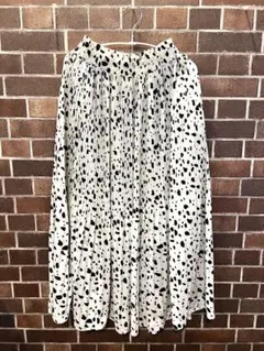 【美品】ダルメシアン柄　フレアスカート