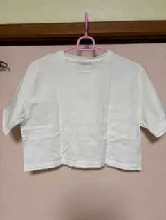 ホワイト クロップド丈 Tシャツのサムネイル