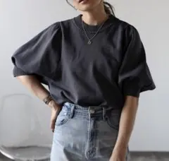 BONJOUR SAGAN パフスリーブニットトップス　チャコールグレー