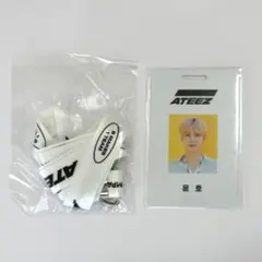 ATEEZ ユノ シーグリ 2021 ID カード 社員証