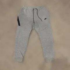 ナイキ グレー スウェットパンツ