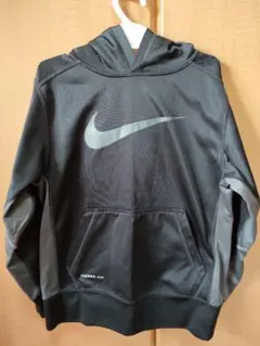 子供用　NIKE　裏起毛パーカー