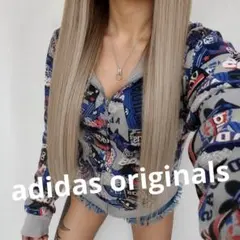 A12583 adidas originals 男女兼用 古着パーカー 可愛いのサムネイル