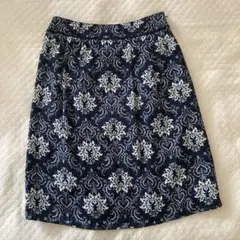 Aylesbury ネイビー スカート　11号