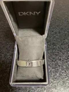 DKNY 腕時計