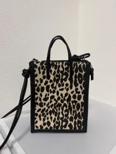 ヒョウ柄ショルダーバッグ