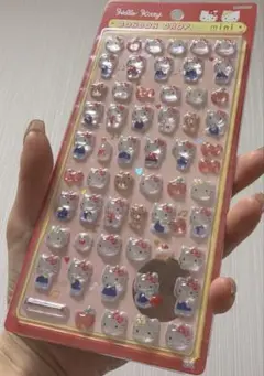 【国内正規品】　ボンボンドロップシール　サンリオ　mini ハローキティ　赤