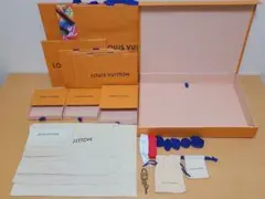 LOUIS VUITTON 空き箱紙袋リボン保存袋南京錠セット