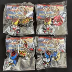 仮面ライダーキバ　ツインキーホルダー　全4種