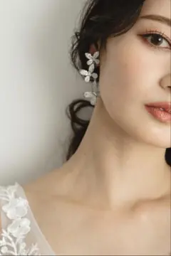 キュービックジルコニア ピアスシルバーピアス BRIDE ME