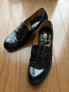chausser ショセ エナメル ローファー ブラック　23センチのサムネイル