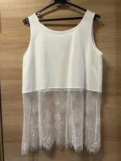 （新品・タグ付き）OPAQUE.CLIPレースタンクトップ ホワイト 40/Lのサムネイル
