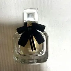 Yves Saint Laurent オードパルファム 50ml モンパリ