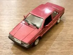 中古品 希少！1/40 ポリスティール ボルボ 780 ベルトーネ ダークレッドのサムネイル