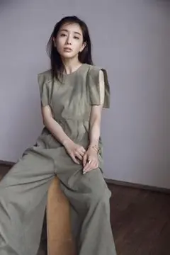 CLANE 田中みな実　コラボ　オールインワン　モスグリーンのサムネイル
