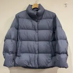 ユニクロ パウダーソフトダウンジャケット　ブルー