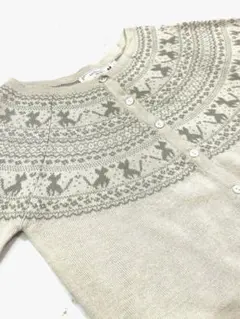 earth アース　ノルディック柄　ベージュのカーディガン