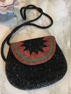 1500円！総ビーズ刺繍　　クラシカルバッグ　ミニポシェット　美品