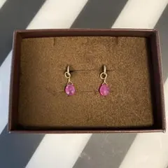 agete ルビー　ピアス/イヤリングチャーム