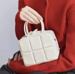 アドカラム　パフボストンバッグ　ショルダー　ハンド　アイボリー　2way