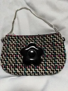 マリークワント 花の装飾付き編み込みミニパーティーバッグ