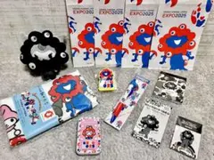 クロミ ぬいぐるみ // ミャクミャク　グッズ 8点セット// 紙袋付　万博