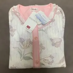 花柄ピンクパジャマ Mサイズ　上のみ