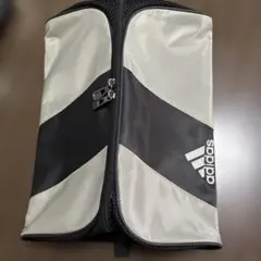 adidasゴルフシューズケース