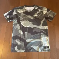 Nike T shirts dry fit 中古