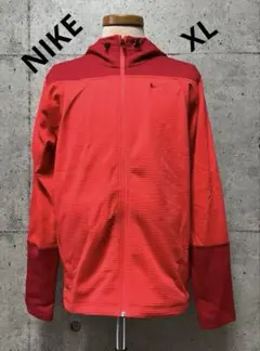 NIKEナイキ　THERMA-FIT パーカーXLサイズのサムネイル