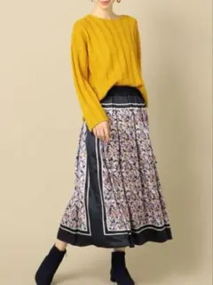 美品SHIPS Primary Navy Label 花柄 フレアロングスカート