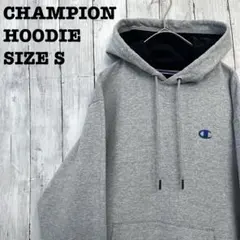 アメリカ古着チャンピオン　ワンポイント刺繍ロゴスエットパーカー　サイズS グレー