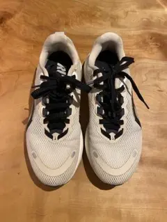 Nike ランニングシューズ US 5.5 22.5cm ホワイト/ブラック