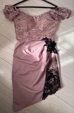 JEWELS ピンクオフショルダータイトドレス