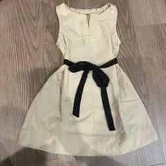 美品　プティマイン　ノースリーブワンピース 80サイズ ベージュ　リボンのサムネイル