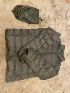 UNIQLO ULTRA LIGHT DOWN L 収納袋付き　美品