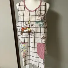 保育士エプロン　くまのプー さんのエプロン