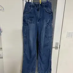 AVIREX カーゴデニムパンツ　美品のサムネイル