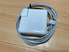 Apple 60W MagSafe Power Adapter A1184