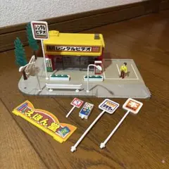 ヒ*ル様 超レア！！　トミカタウン　変身おもちゃやさん　おもちゃ大陸　プトラパト 楽天市場】【中古】トミカ おもちゃ大陸 プトラパトラ おもちゃ